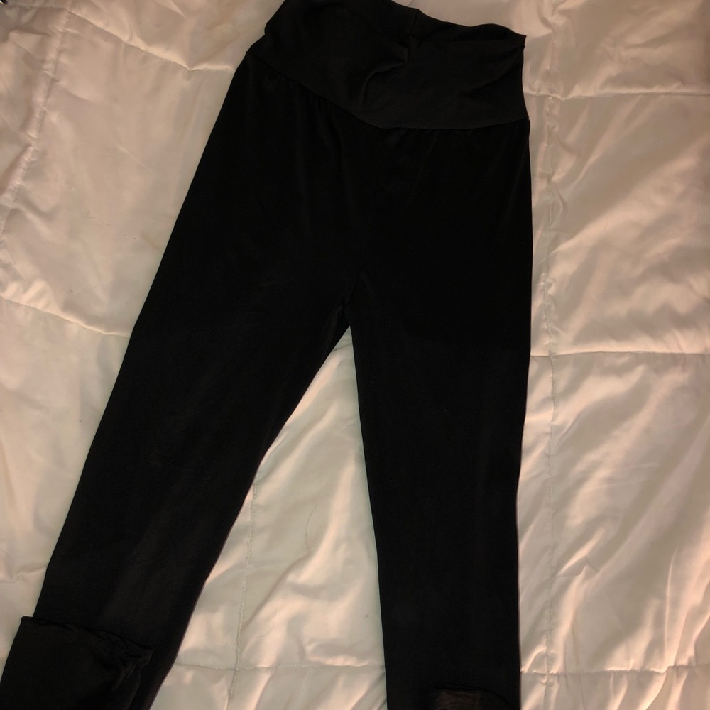Black leggings